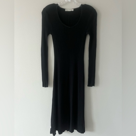 Everlane The Ribbed Scoopneck Dress - Picture 4 of 8